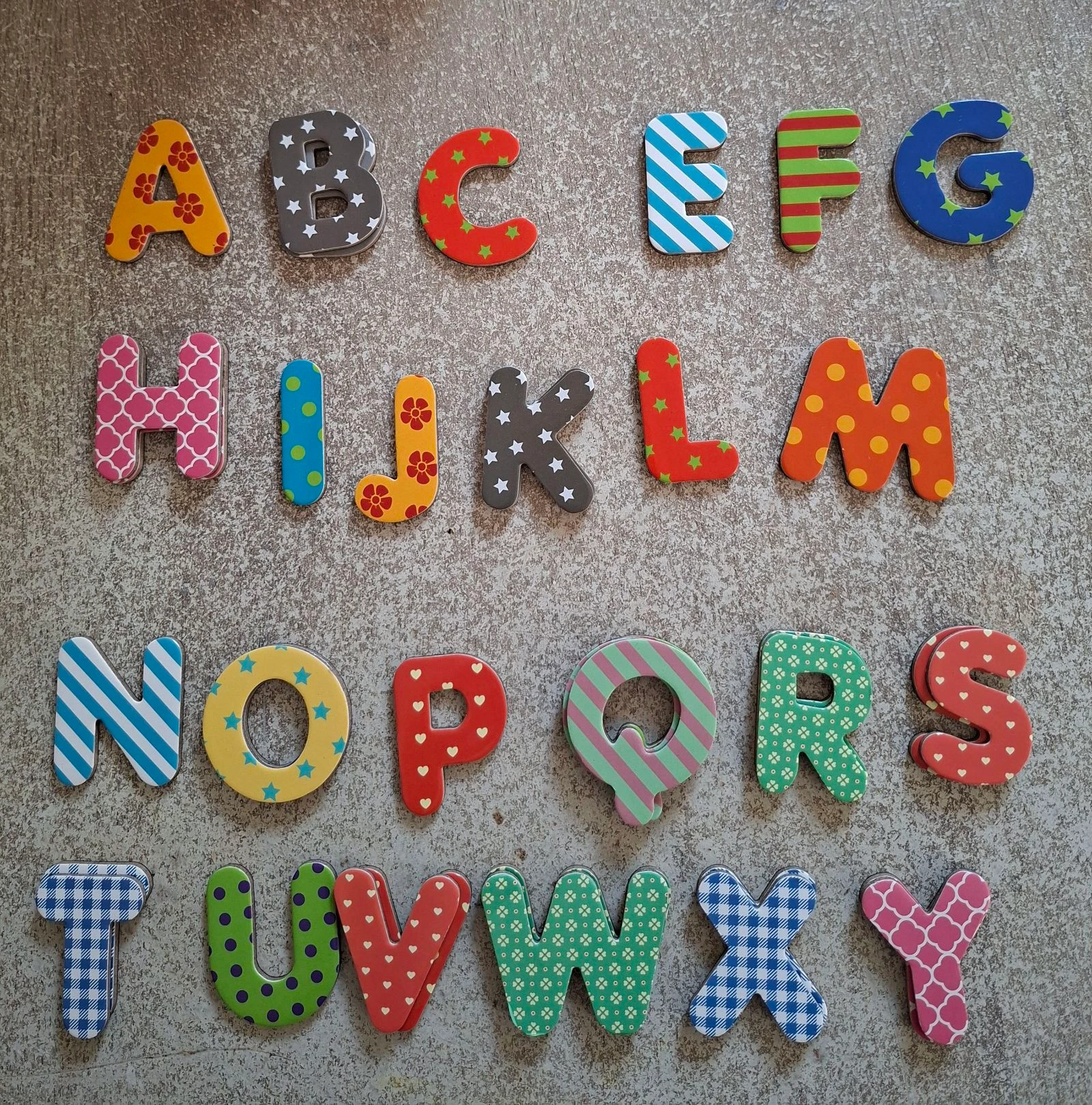 Gekartonneerde magnetische letters en cijfers - Educatief alfabet- en rekenspel - Onvolledig – photo 4